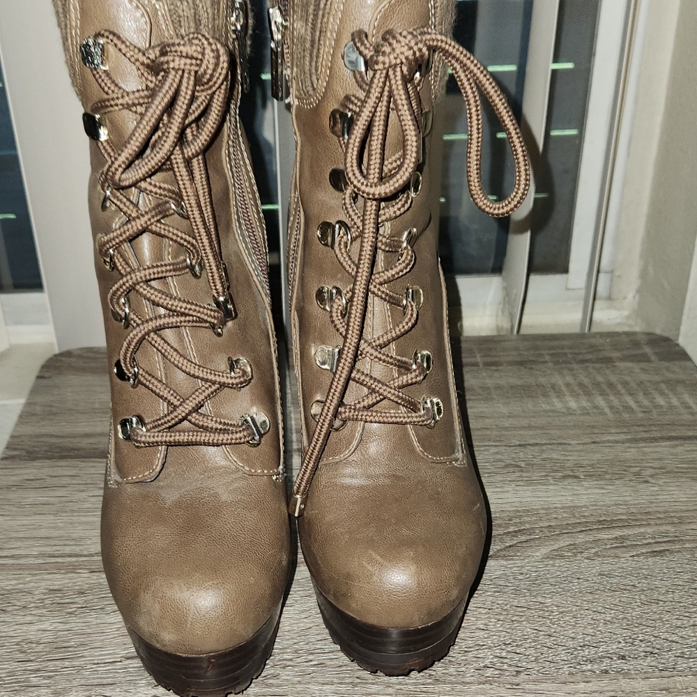 JLO platform ankle boot - Picture 6 of 12